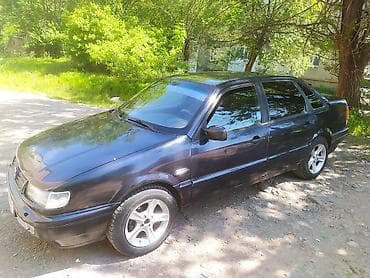 Volkswagen Passat: 1993 г., 1.8 л, Механика, Газ, Седан