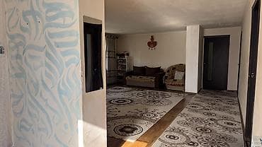 Продаётся кирпичный дом в ж/м Ак-Ордо 2 Участок 4 сотки. В доме — 5