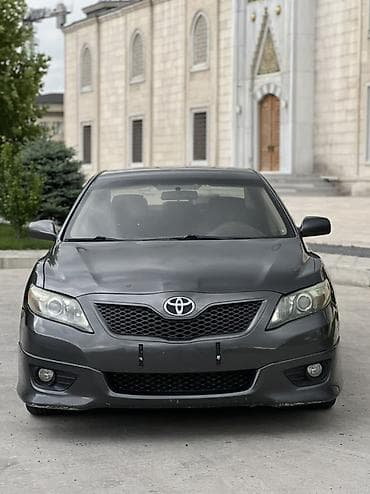 555: Toyota Camry: 2010 г., 2.5 л, Автомат, Бензин, Седан — 1