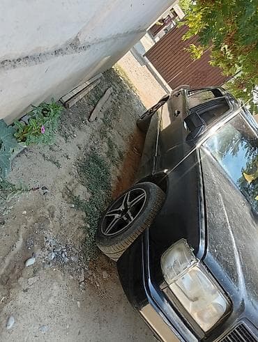 Унаа: Mercedes-Benz W124: 1994 г., 2.2 л, Кол менен иштөөчү, Бензин, Седан — 4