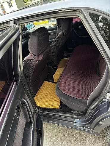 Audi: Audi 100: 1990 г., 2.3 л, Механика, Газ, Седан — 5