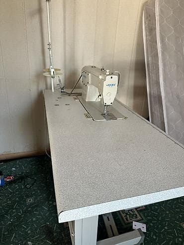 3 room flat: Промышленная швейная машина JAKI (механическая, прямострочная) с — 3