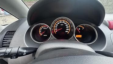 Honda: Honda Jazz: 2006 г., 1.4 л, Механика, Бензин, Хэтчбэк — 6