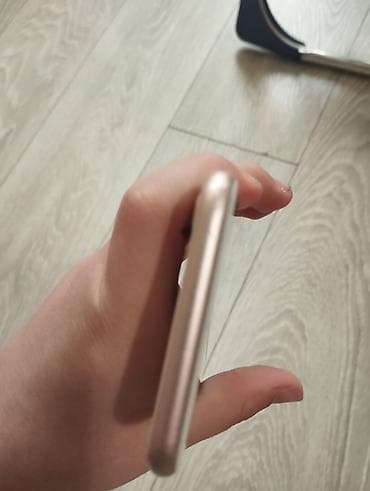 куплю стеклянные: IPhone 8, Б/у, 256 ГБ, Золотой, 100 % — 7