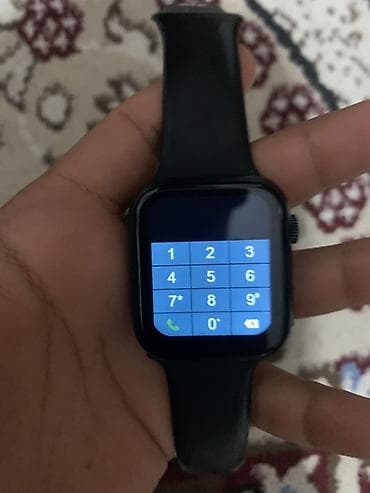apple whatch: Смарт‑часы с черным силиконовым ремешком и сенсорным экраном Основные — 4