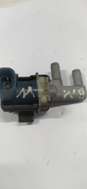 yaris: Toyota 2003 г. — 3