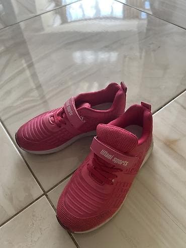 Детские кроссовки liliani sports 31 размер почти новые - Цвет