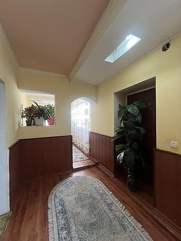 район ала тоо: Дом| Ала Тоо 1| 8СОТОК | Район - Ж.М.Ала Тоо Кол. комнат - 8 Кол — 10