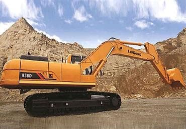 КОМУУ НУЖЕН ЭКСКАВАТОРШИК ЗВОНИТЕ ОПУУТ ЭСТЬ140/,60