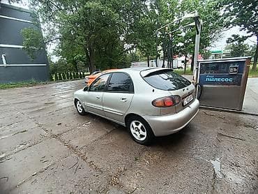 авто без права: Daewoo Lanos: 2000 г., Механика, Хэтчбэк — 3