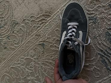 ван клауд кроссовки: Кеды Vans оригинал оба размера 43. Есть черные и голубые модели — 5