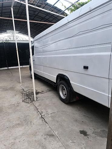 golf 3 universal: Mercedes-Benz : 1992 г., 4.2 л, Механика, Дизель, Фургон — 7