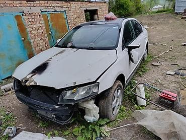 transporter multivan: Шкода Октавия а7 15 года, продаю под запчасти, цена договорная — 3