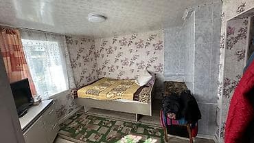 1 комнату: Продаётся небольшой домик на Иссык Куле село Ананьево. С большим — 2