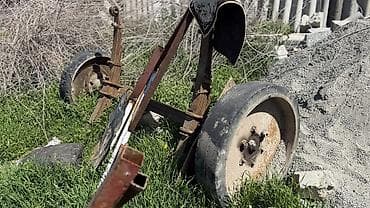 объявление о продаже гаража: Бытовка/строительный вагончик на шасси Описание: - Металлическая — 4