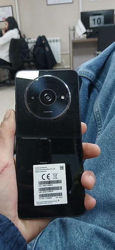 google pixel 2 xl: Смартфон с большим модулем камеры и плоскими гранями. Основные — 6