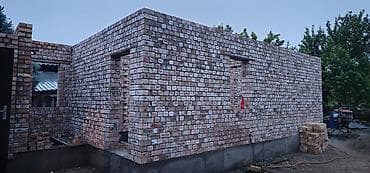 каменшик: Кладка кирпича каменщик Озбек уста балдар фундамент кладка крыша — 1