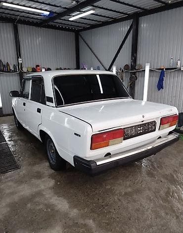 ВАЗ (ЛАДА) 2107: 2011 г., 1.6 л, Ручные, Бензин, Седан