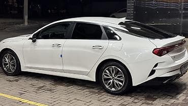 Kia K5: 2021 г., 2 л, Автомат, Гибрид, Лифтбек
