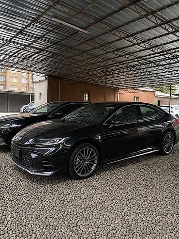 e2 byd: Toyota Camry: 2026 г., 2 л, Автомат, Бензин, Седан — 5