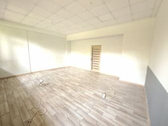 продается цокольное помещение микрорайон сейтек: Сдаю Офис, 120 м², В жилом комплексе, С отдельным сан узлом, 1 линия, С отдельной кухней — 7