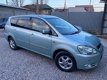 Toyota Ipsum: 2001 г., 2.4 л, Автомат, Бензин, Минивэн at lalafo.kg Toyota Ipsum: 2001 г., 2.4 л, Автомат, Бензин, Минивэн