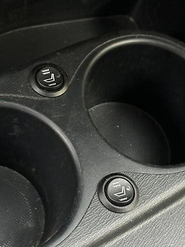 step 2: Toyota Prius C: 2019 г., 1.5 л, Вариатор, Гибрид, Хэтчбэк — 5