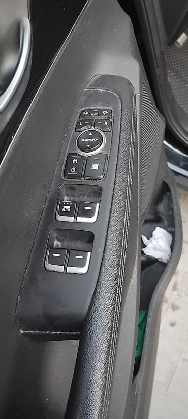 Транспорт: Kia Sorento: 2019 г., 2 л, Автомат, Дизель, Кроссовер — 7