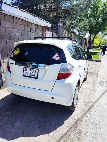 fit 3: Honda Fit: 2008 г., Автомат, Бензин, Хэтчбэк — 4