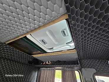 авто в такси: Mercedes-Benz Спринтер: 2005 г., Автомат, Бус — 5