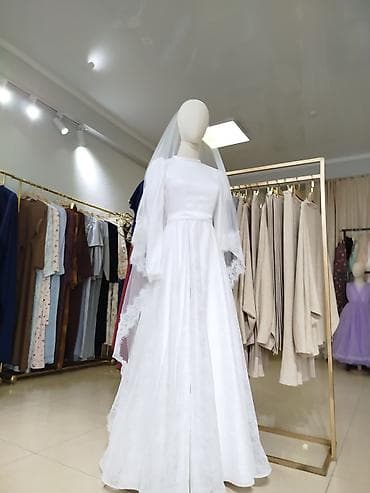 Эркектер кийими: Свадебное платье с фатой

- Цвет: белый (айвори
-размер 42 р. срочно — 7