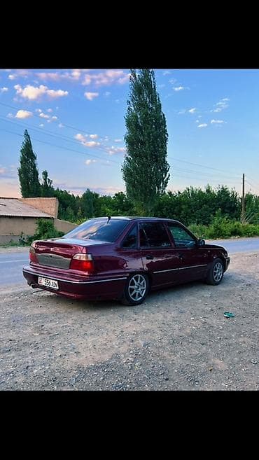 Daewoo Nexia: 2005 г., 1.5 л, Механика, Бензин, Седан at lalafo.kg Daewoo Nexia: 2005 г., 1.5 л, Механика, Бензин, Седан