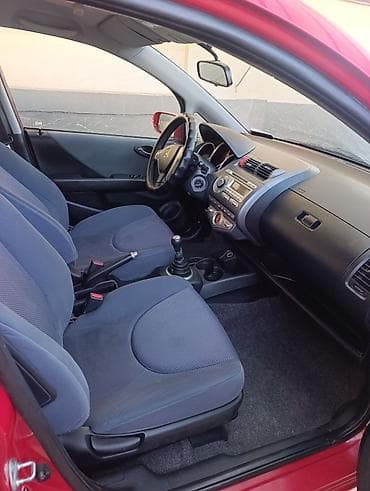 Транспорт: Honda Jazz: 2005 г., 1.3 л, Механика, Бензин — 10