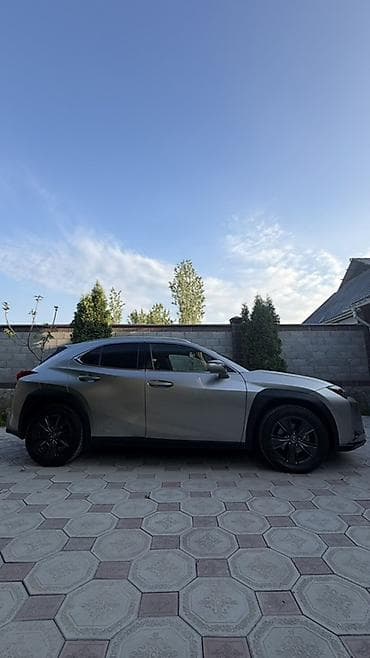 rx 330: Lexus UX: 2018 г., 2 л, Вариатор, Гибрид, Кроссовер — 5