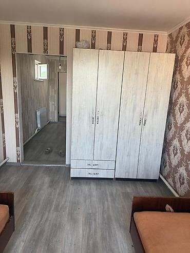 база в аренду: 1 комната, Собственник, С мебелью частично — 4