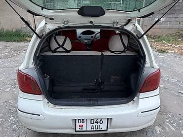 тоето пикник: Toyota Vitz: 2003 г. — 5