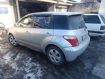 ml 163: Toyota Ist: 2003 г., 1.3 л, Автомат, Бензин, Хэтчбэк — 2