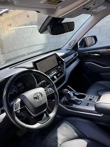 таёота хайландер: Toyota Highlander: 2023 г., 2.5 л, Автомат, Гибрид, Кроссовер — 7