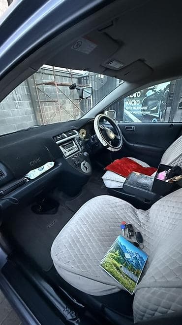 сивик купе: Honda Civic: 2001 г., Хэтчбэк — 8