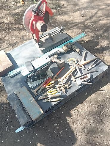 чертежный прибор: Распродажа: Набор электро- и ручного инструмента для — 1