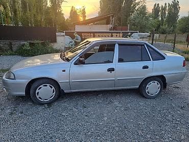 Унаа: Daewoo Nexia седан, серебристый цвет, 4 двери. Кузов и экстерьер: - — 1