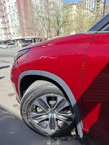 хайландер 2025: Toyota Highlander: 2016 г., Автомат — 3