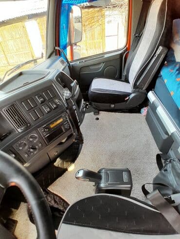 светы для дома: Сүйрөгүч, Volvo, 2010 г., Тенттелген — 16