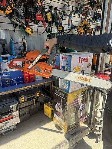 дизельный мотопомпа: Бензопила DECO с шиной 20" Описание: - Бензиновая цепная пила с — 1