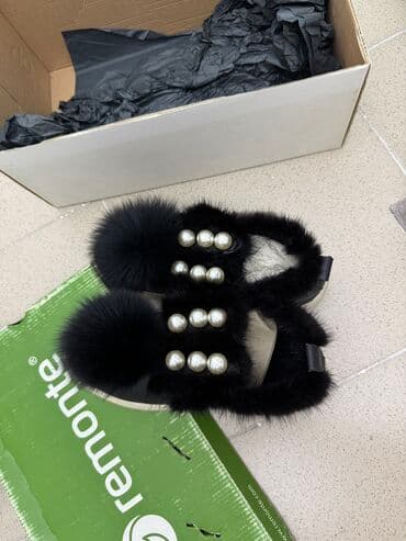 Лоферы, 35, Новый, цвет - Черный, Самовывоз