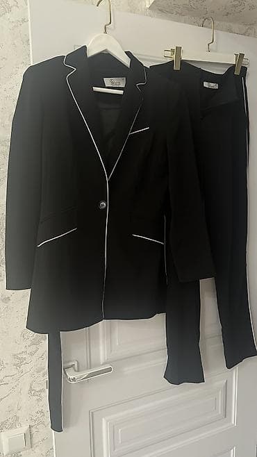 Жеке буюмдар: Блузки, покупала в Италии/Дубаи, размер s/m/l до 44 цены от 100 сом и — 9