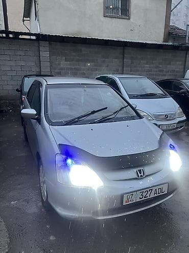 Транспорт: Honda Civic: 2001 г., 1.7 л, Вариатор, Бензин, Хэтчбэк — 3