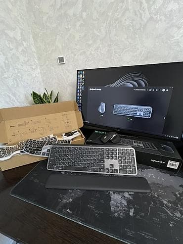 Стол компьютерлери жана комлектөөчүлөр: Клавиатура, Logitech, Кайчы, Bluetooth, Зымдуу туташтыруу, Өлчөмү: 100% — 2