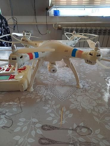deco m4: Квадрокоптер Syma с камерой и пультом ДУ Описание: - Классическая — 1