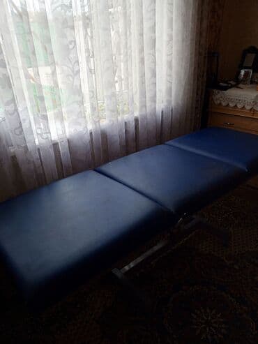 функциональная кровать для лежачих больных: Продам кушетку — 1